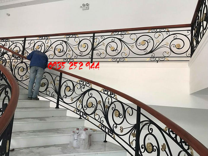 Cầu thang nghệ thuật tại Đà Nẵng
