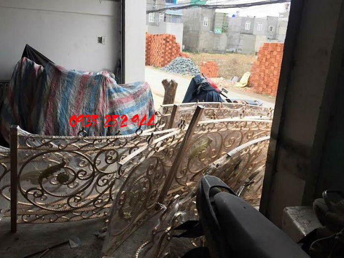 Cầu thang sắt nghệ thuật