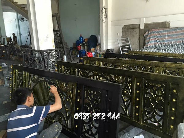 Cổng sắt cắt CNC giá rẻ Đà Nẵng