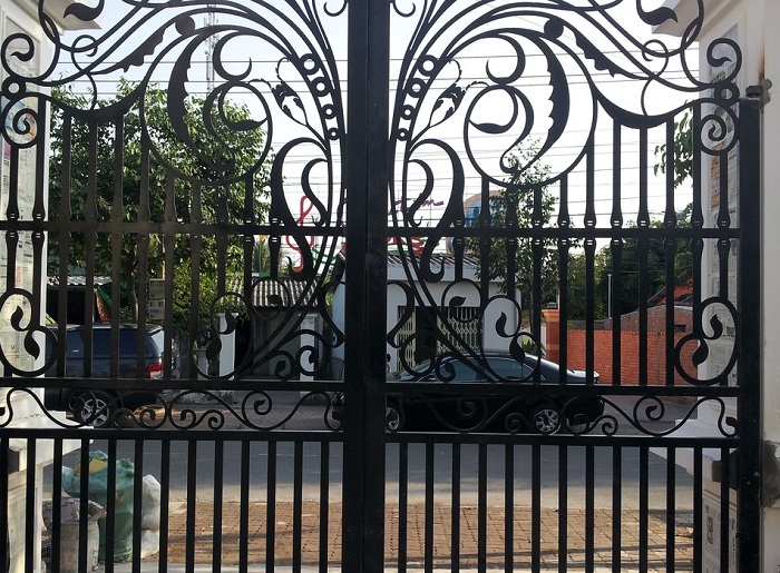 Cửa cổng sắt CNC đẹp tại Đà Nẵng