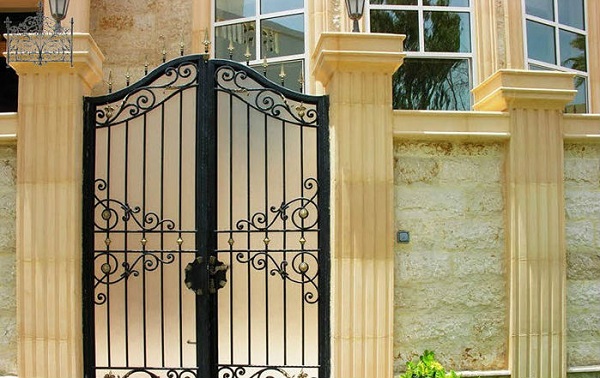 Cửa cổng sắt giá rẻ