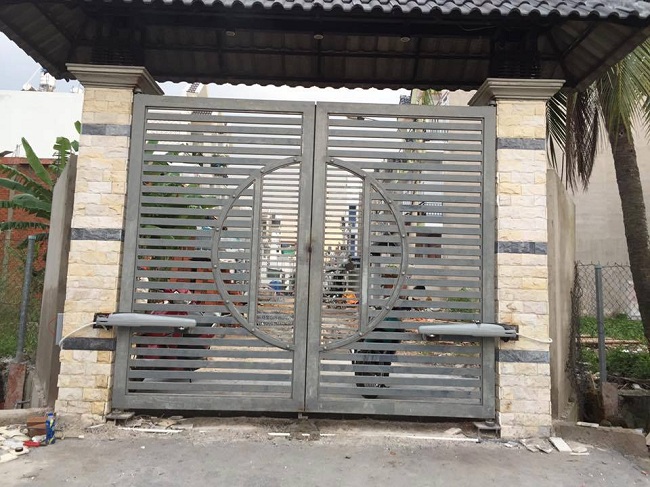 Lắp đặt cửa cổng tự động đẹp tại Đà Nẵng
