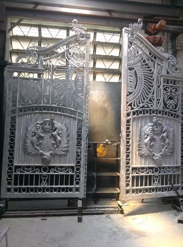 7 mẫu cửa sắt tại Đà Nẵng đẹp đang cực hot bạn nên làm ngay