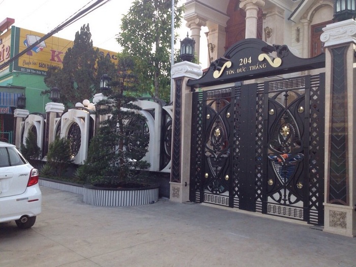 Thi công cửa cổng cắt CNC giá rẻ tại Đà Nẵng