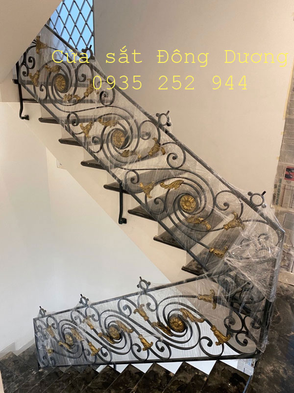 Lan can cầu thang sắt mỹ thuật Đà Nẵng